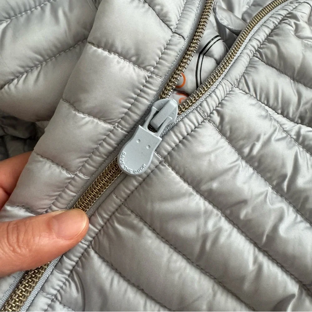 Like new Save the Duck Alexis lightweight puffer jacket in silver blue - Picture 15 of 16
